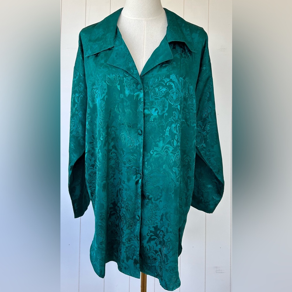 Victoria Secret Gold Label Satin Paisley Long Sleeve Pajama Top Size P/S